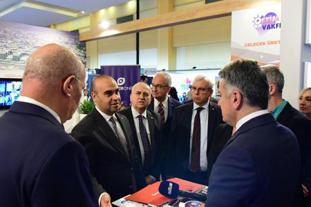 Kacır: “OSTİM örnek bir inisiyatif”